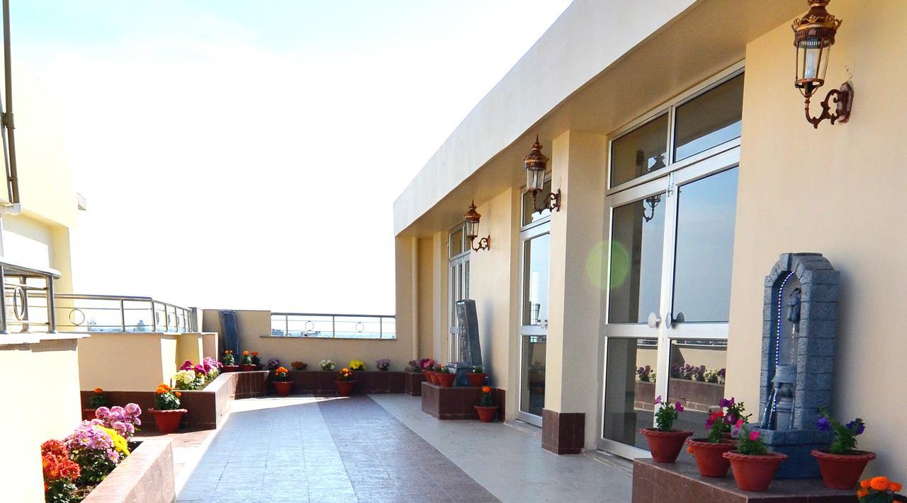 Tulip Residency Hotell Dibrugarh Eksteriør bilde